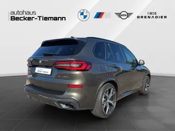 BMW X5 xDrive30d M-Sport  AHK  360   LC Professional