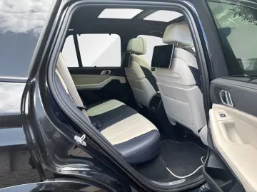 BMW X5 xDrive45e M Sport   Laser   360    2-AchsLuft