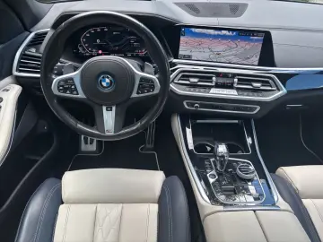 BMW X5 xDrive45e M Sport   Laser   360    2-AchsLuft