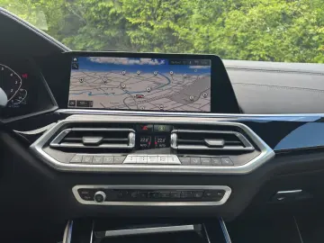 BMW X5 xDrive45e M Sport   Laser   360    2-AchsLuft