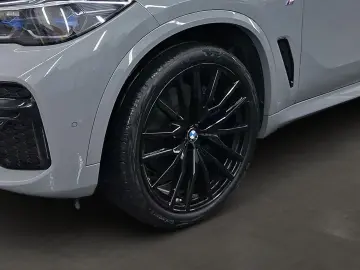 BMW X5 xDrive30d MSport Panorama Standheizung Harman