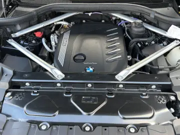 BMW X5 xDrive30d M Sportpaket   AHK 360  HEAD-UP RFK