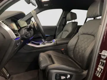 BMW X5 xDrive 40d    M-Sport ACC Laser StHzg AHK Kom