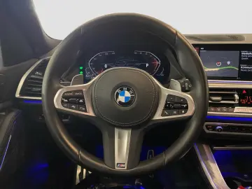 BMW X5 xDrive 40d    M-Sport ACC Laser StHzg AHK Kom