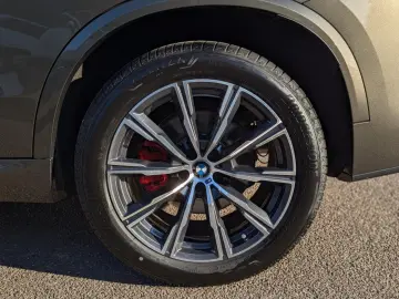 BMW X5 x30d M Sport Pro HUD SurView Ha Ka.AHK Park
