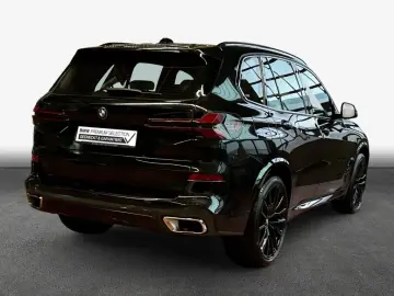 BMW X5 xDrive30d M-Paket AHK LED Harman Kardon
