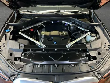 BMW X5 xDrive30d M-Paket AHK LED Harman Kardon