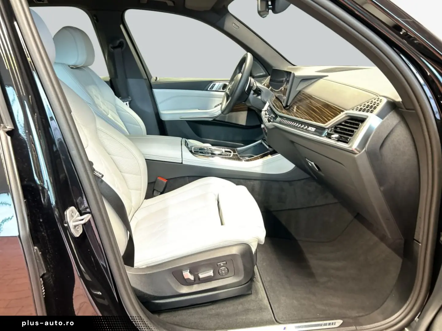 BMW X5 xDrive30d M-Paket AHK LED Harman Kardon