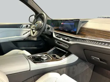 BMW X5 xDrive30d M-Paket AHK LED Harman Kardon