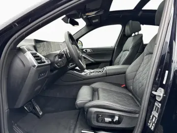 BMW X6 xDr30d M SPORT SoftCl AHK Pano StHz H K DAPro
