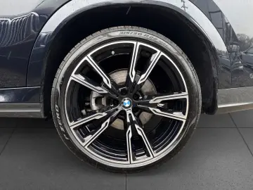 BMW X6 xDr30d M SPORT SoftCl AHK Pano StHz H K DAPro