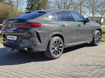 BMW X6 x40d M Sport Pro HUD ACC SuView H K PanoD.AHK