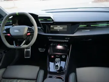 AUDI RS 3 2.5 TFSI Limousine quattro  Pano Nav 280kmh