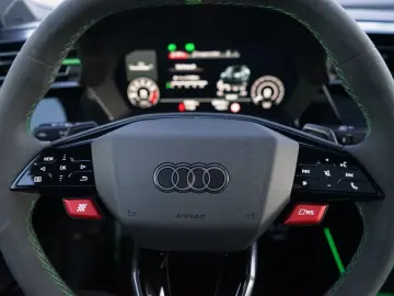 AUDI RS 3 2.5 TFSI Limousine quattro  Pano Nav 280kmh