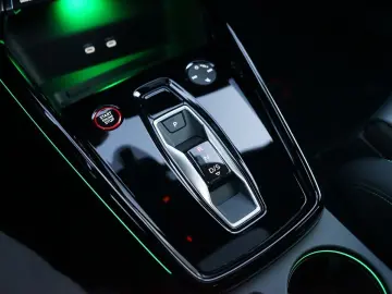 AUDI RS 3 2.5 TFSI Limousine quattro  Pano Nav 280kmh