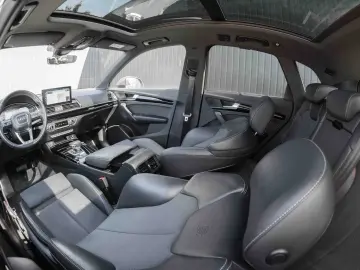 Audi Q5 55 TFSIe quattro S tronic S line