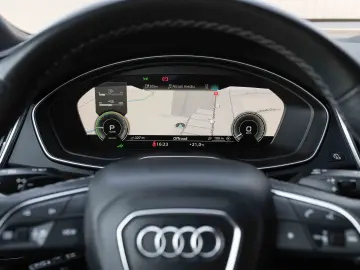 Audi Q5 55 TFSIe quattro S tronic S line