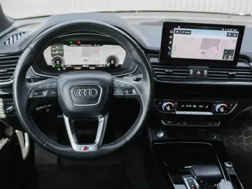 Audi Q5 55 TFSIe quattro S tronic S line