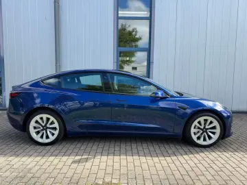 Tesla Model 3 Long Range Dual AWD EAP 8x-Tired