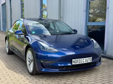 Tesla Model 3 Long Range Dual AWD EAP 8x-Tired