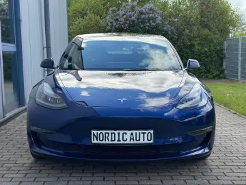 Tesla Model 3 Long Range Dual AWD EAP 8x-Tired