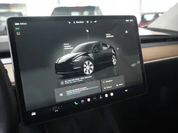TESLA Model Y LONGRANGE DUAL-MOTOR NAVI KAMERA DAB AMD