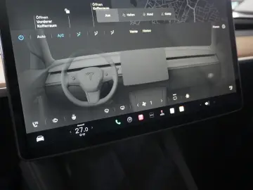 TESLA Model Y LONGRANGE DUAL-MOTOR NAVI KAMERA DAB AMD