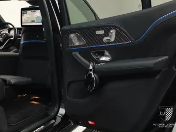 Mercedes Benz GLS 600 Maybach Night Series