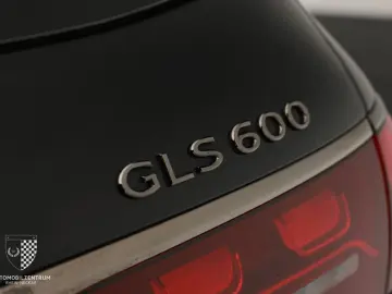 Mercedes Benz GLS 600 Maybach Night Series