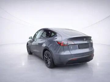 TESLA Model Y Long Range Dual Motor 82 kWh WPU ACC Pan