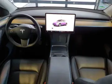 TESLA Model Y Long Range Dual Motor 82 kWh WPU ACC Pan