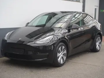 TESLA Model Y Long Range AWD  Mwst. ausweisbar