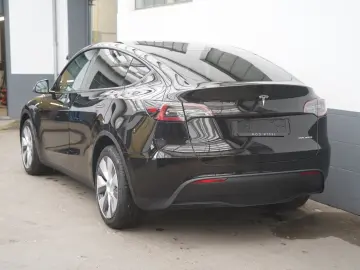 TESLA Model Y Long Range AWD  Mwst. ausweisbar