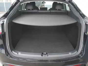 TESLA Model Y Long Range AWD  Mwst. ausweisbar