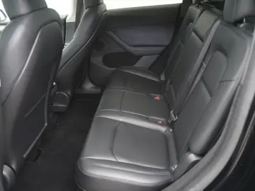 TESLA Model Y Long Range AWD  Mwst. ausweisbar