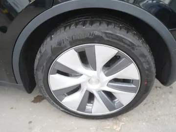 TESLA Model Y Long Range AWD  Mwst. ausweisbar