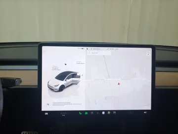 TESLA Model Y Dual Navi CAM ACC Sitzhzg. WäPu