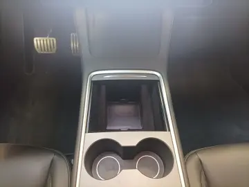 TESLA Model Y Dual Navi CAM ACC Sitzhzg. WäPu