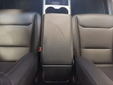 TESLA Model Y Dual Navi CAM ACC Sitzhzg. WäPu