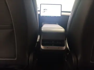TESLA Model Y Dual Navi CAM ACC Sitzhzg. WäPu