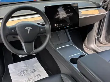 TESLA Model Y Performance Dual AWD #quiksilver # MWST.