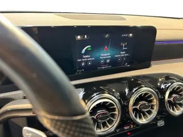 MERCEDES-BENZ CLA 220 d Coupe AMG