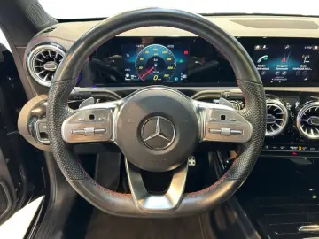 MERCEDES-BENZ CLA 220 d Coupe AMG