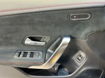 MERCEDES-BENZ CLA 220 d Coupe AMG
