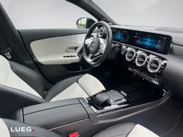 MERCEDES-BENZ CLA 250 AMG
