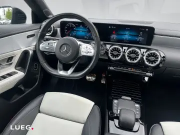MERCEDES-BENZ CLA 250 AMG