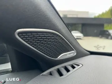 MERCEDES-BENZ CLA 250 AMG
