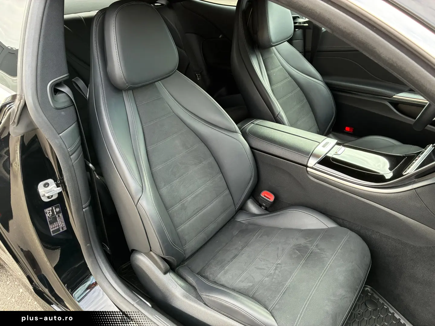 MERCEDES BENZ CLE 300 4MATIC COUPE