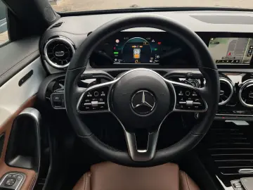 MERCEDES-BENZ CLA 250 e Coupe