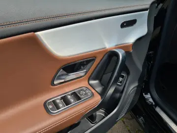 MERCEDES-BENZ CLA 250 e Coupe